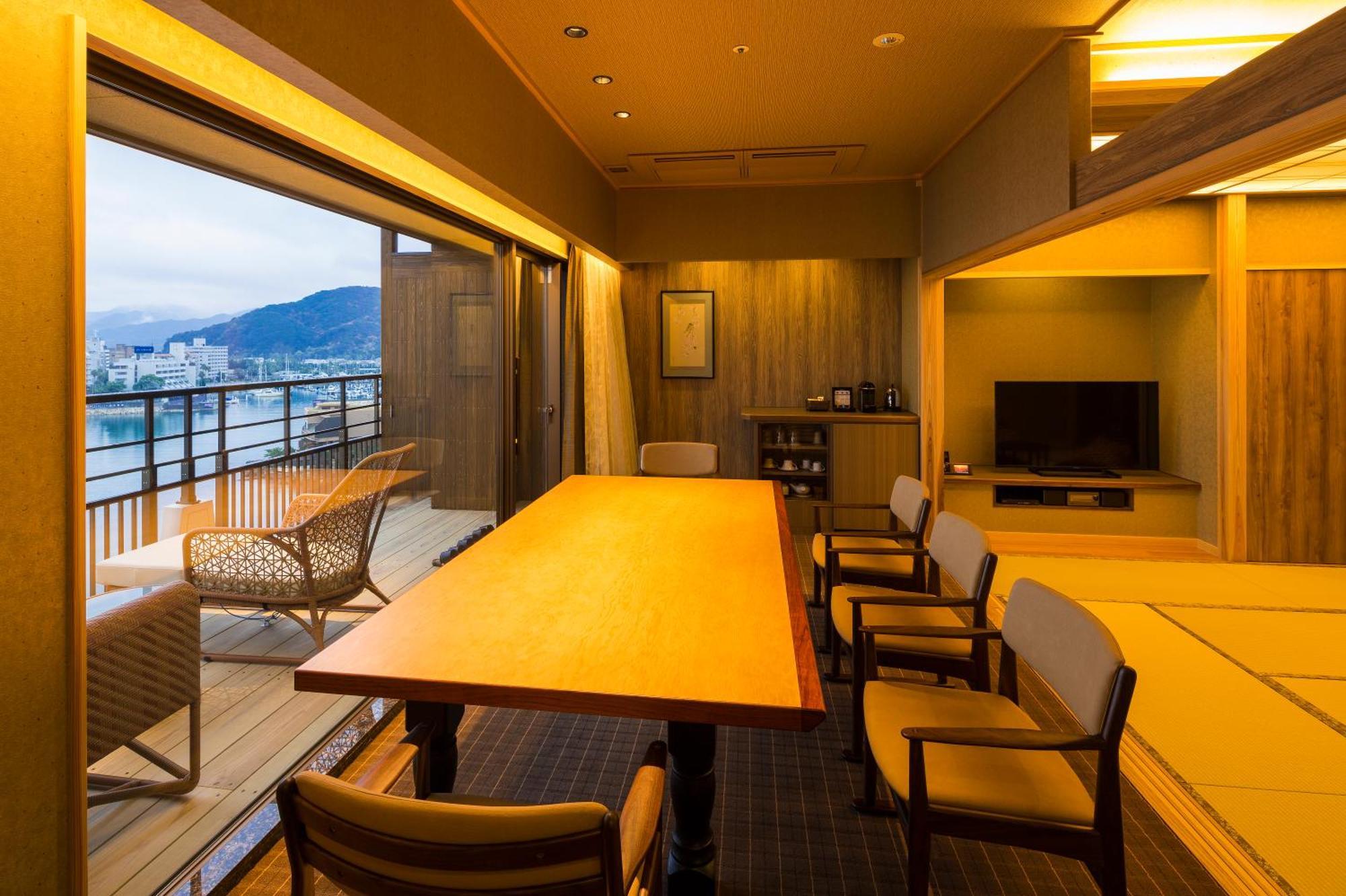Hotel New Awaji Sumoto Екстер'єр фото
