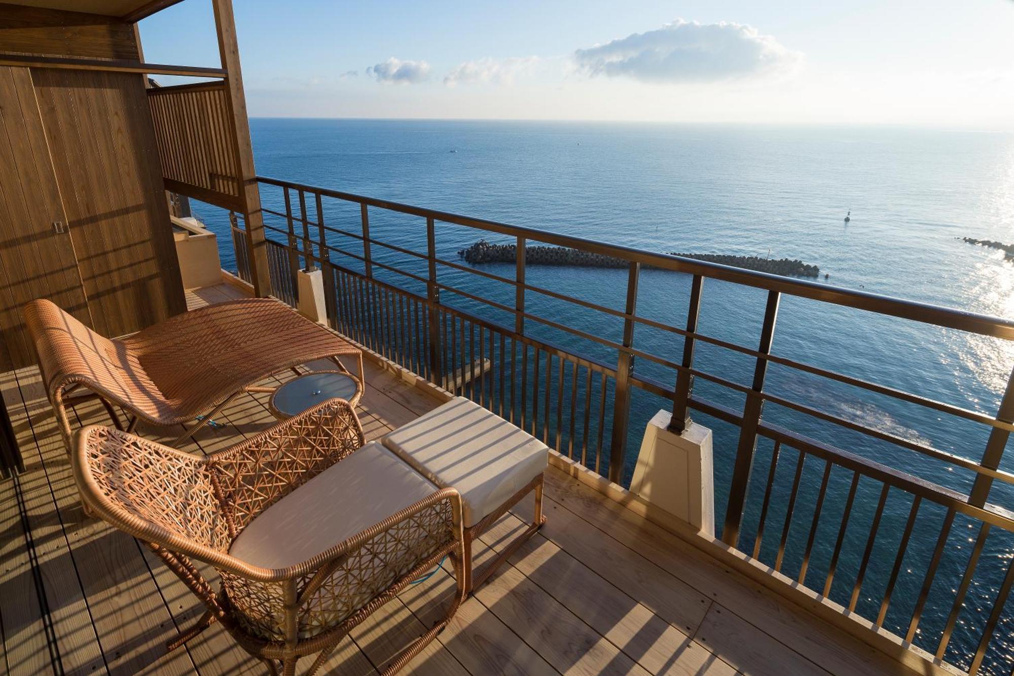 Hotel New Awaji Sumoto Екстер'єр фото