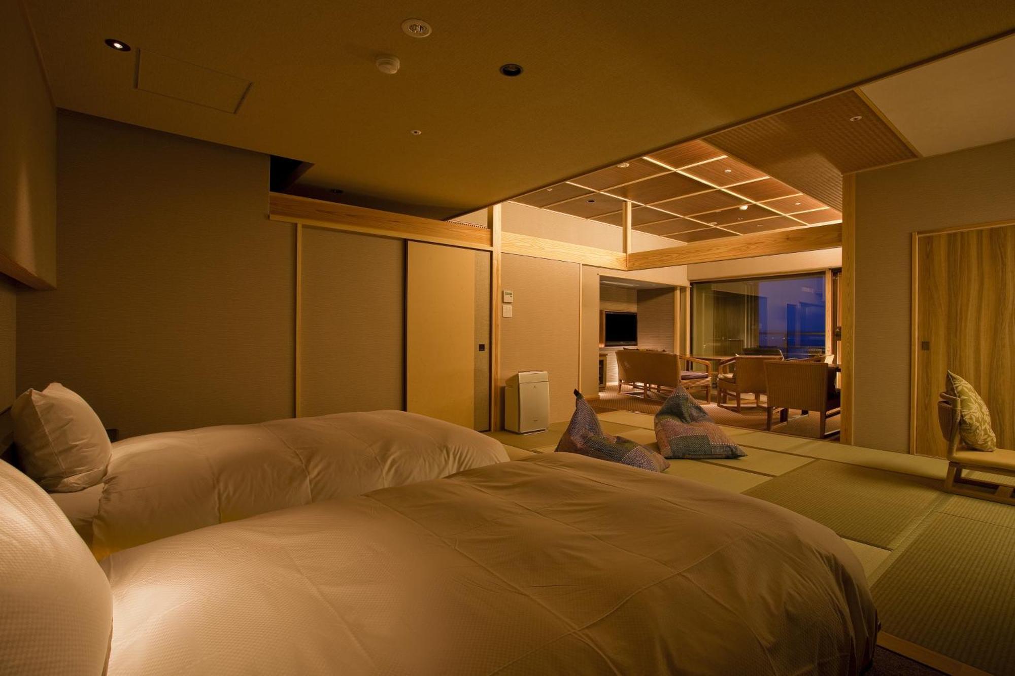 Hotel New Awaji Sumoto Екстер'єр фото