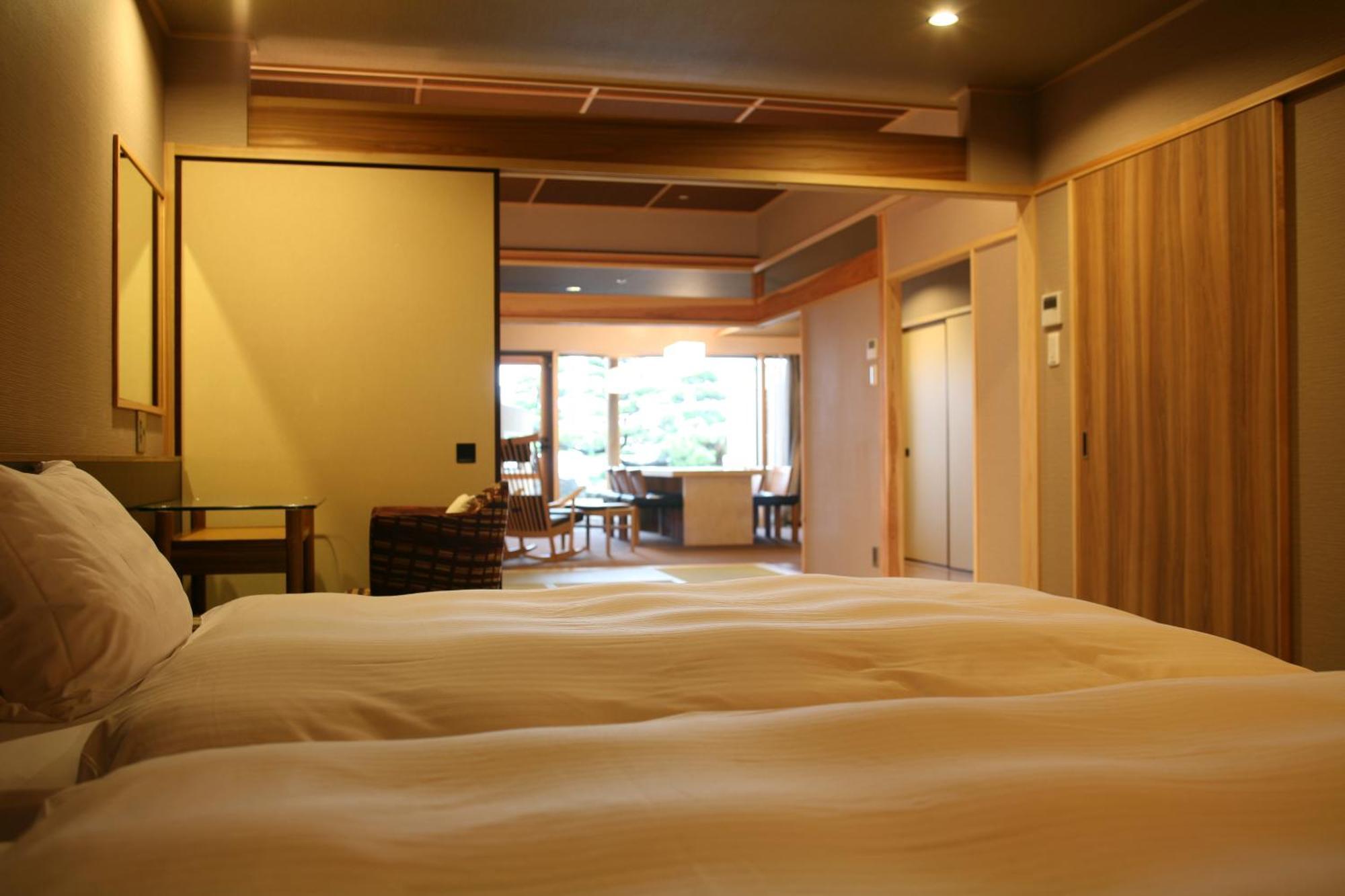Hotel New Awaji Sumoto Екстер'єр фото