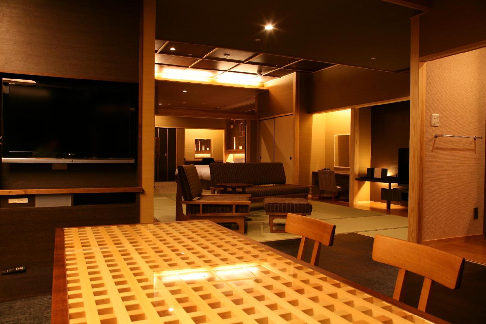 Hotel New Awaji Sumoto Екстер'єр фото