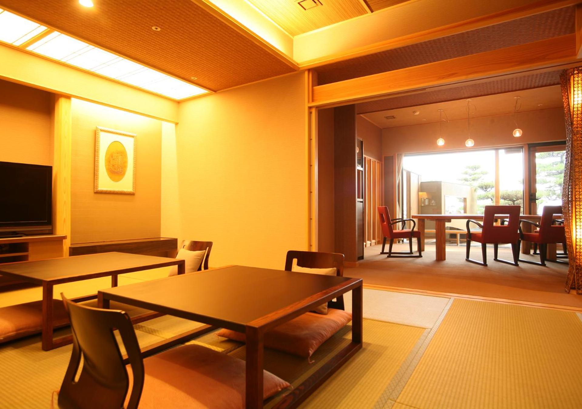 Hotel New Awaji Sumoto Екстер'єр фото