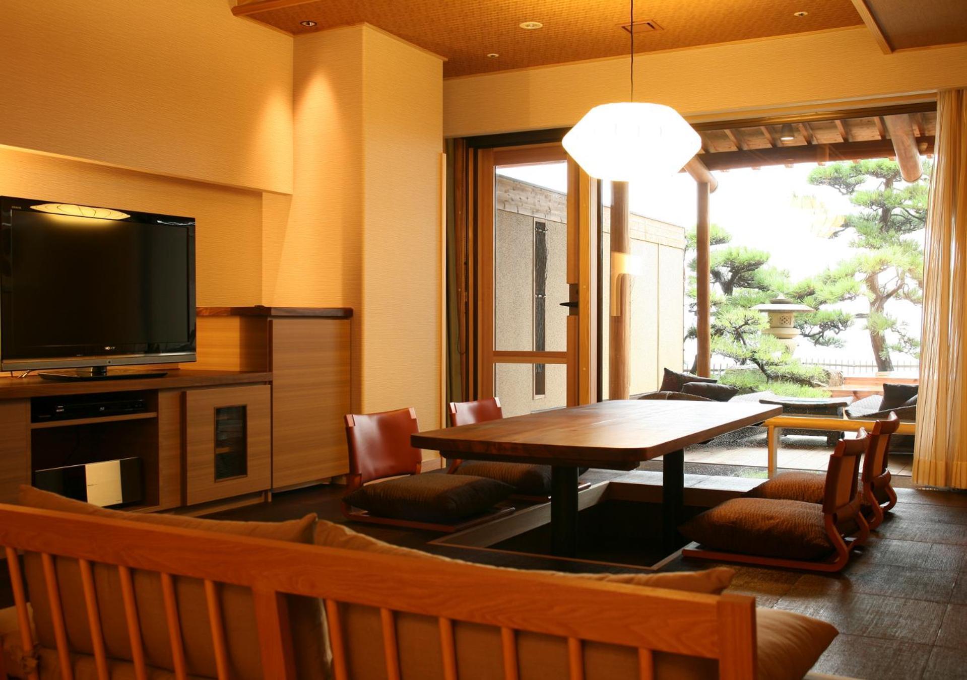 Hotel New Awaji Sumoto Екстер'єр фото