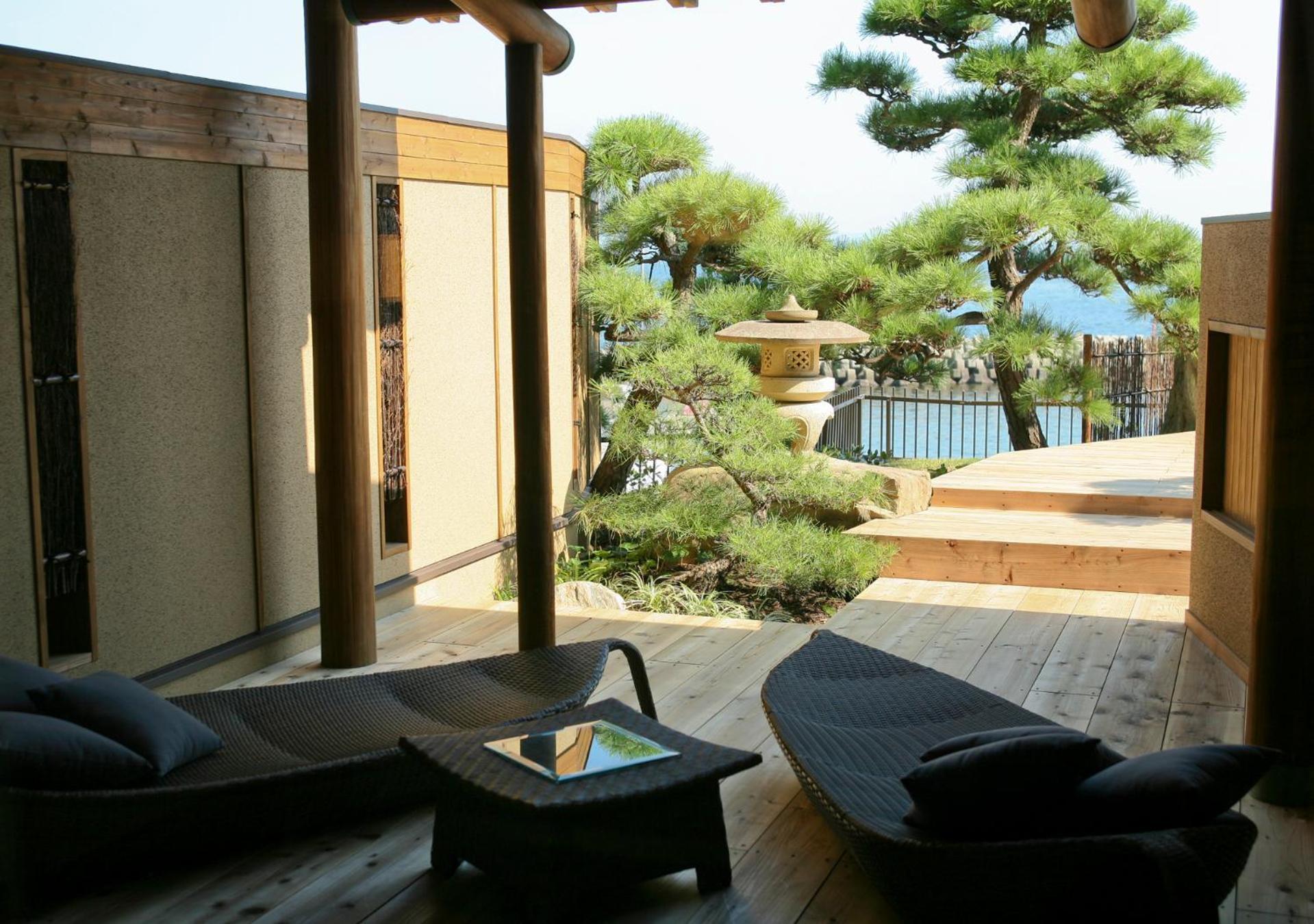 Hotel New Awaji Sumoto Екстер'єр фото
