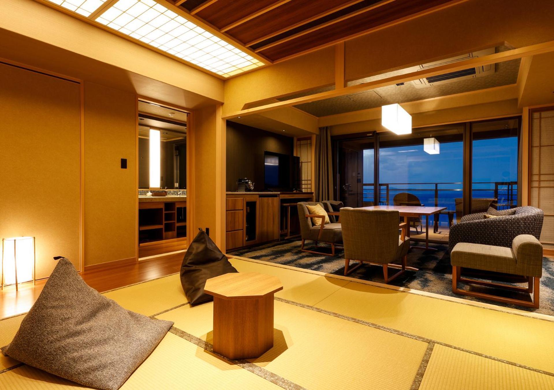 Hotel New Awaji Sumoto Екстер'єр фото